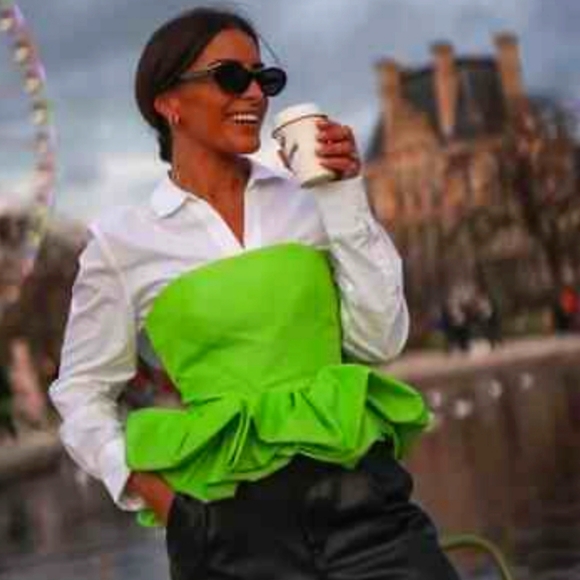 NWT Zara Limited Edition Neon Green Voluminous Top, Size S - Picture 3 of 15